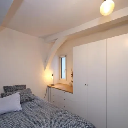 Joli T2 Sur Chez Pierre Antonius Parigi